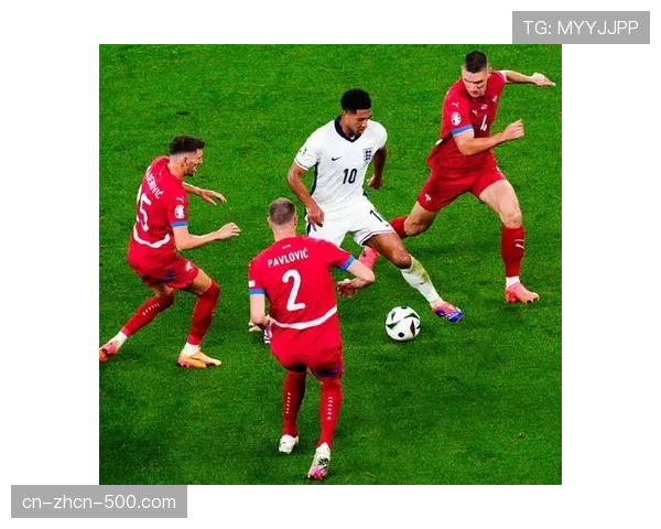 瞬间:贝林厄姆头球扳平后冲向角旗区,伯纳乌陷入沸腾